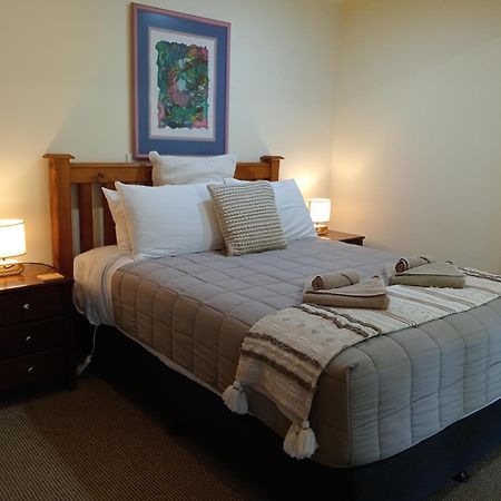 Apartamento Taranaki Experience New Plymouth Exterior foto